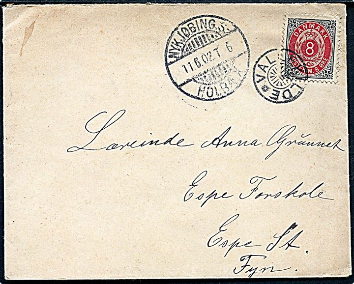 8 øre Tofarvet omv. rm. på brev annulleret med stjernestempel VALLEKILDE og sidestemplet bureau Nykjøbing S. - Holbæk T.6 d. 11.6.1902 til Espe.