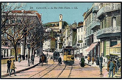 Cannes, la Rue Felix-Faure med sporvogn. No. 73.
