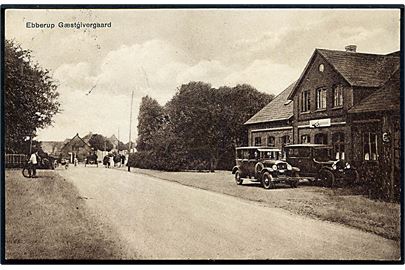 Ebberup Gæstgivergård med automobiler. O.B.P.M. no. 7124-28