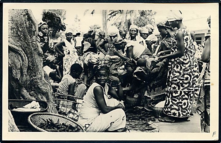 Ufrankeret fotobrevkort (Neger marked) dateret Kemina Military Base og stemplet Organisation des Nations Unies au Congo d. 19.3.1963 til Landskrona, Sverige. Sendt fra svensk FN-soldat ved Panserbil pluton, SV FN Bat Congo.
