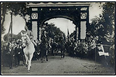 Genforeningen. Chr. X rider over grænsen d. 10.7.1920 ved Frederikshøj. U/no. 