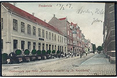 Fredericia, Gothersgade med Hotel Kronprins Frederik og St. Knudsborg. H. C. Wenk u/no.