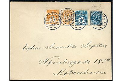 4 øre Tofarvet vm. III, 1 øre Våben, 1 øre og 4 øre Bølgelinie på brev fra Odder d. 26.3.1906 til København.