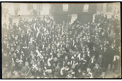 Genforeningen. Folkemængde på Storetorv i Aabenraa d. 10.2.1920 i forbindelse med afstemningen. Clausen u/no.