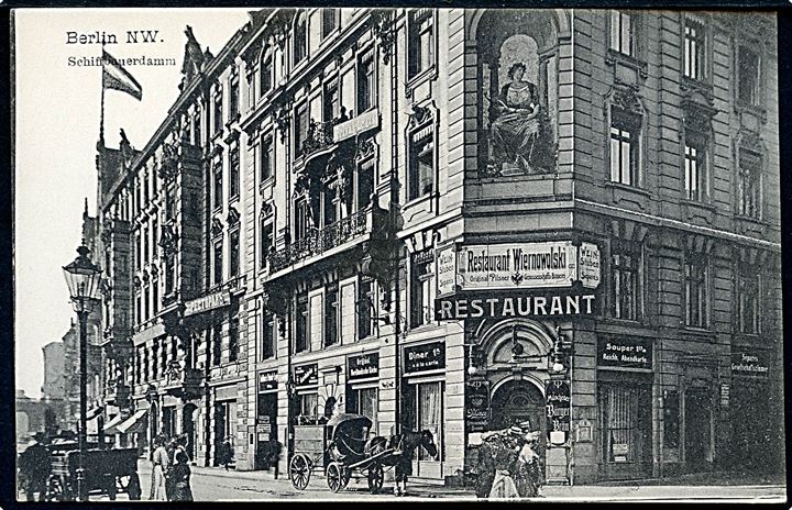 Tyskland, Berlin, Schiffbauerdamm med restaurant Wiernowolski.