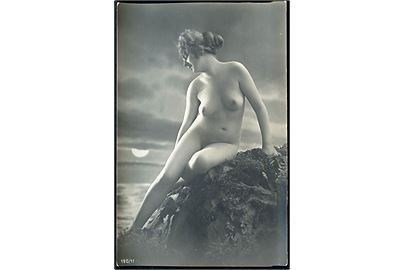Erotik/Nudes. No. 190/11. Kvalitet 8