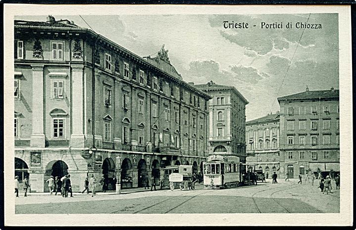 Italien, Trieste, Portici di Chiozza med sporvogn.