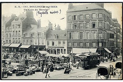 Frankrig, Boulogne sur Mer, Un Coin du Marche med sporvogn. No. 165.