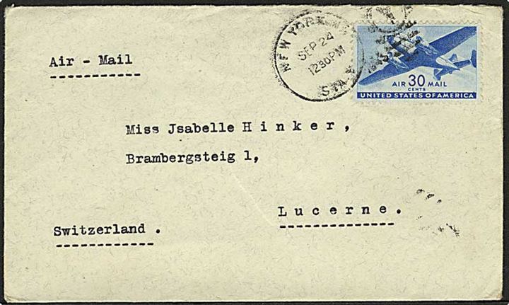 30 c. Transport single på luftpostbrev fra New York d. 24.9.1945 til Lucerne, Schweiz.