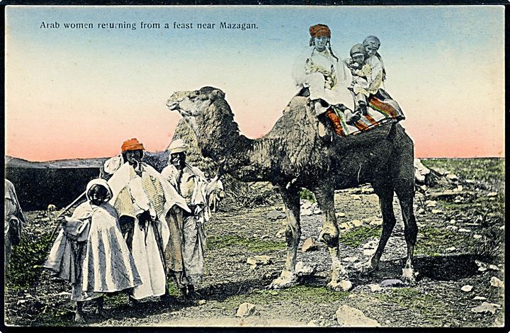 Marokko, Arabiske kvinder på vej tilbage fra festlighed i Mazagan. R. H. no. 13956.