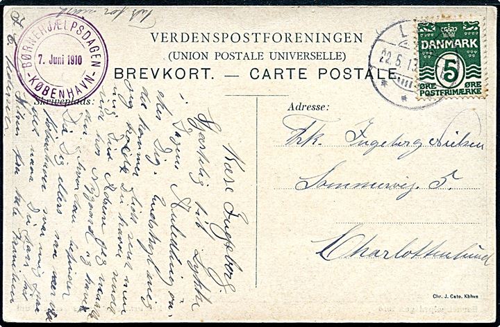 5 øre Bølgelinie på brevkort (Børnehjælpsdagen 1910) stemplet Lou d. 22.5.1913 tilCharlottenlund. Violet stempel Børnehjælpsdagen - København - 7. Juni 1910.