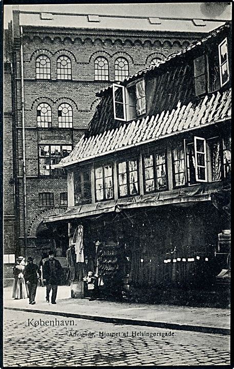 København. Adelgade, Hjørnet af Helsingørgade. Fritz Benzen type V no. 695
