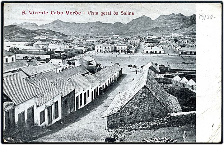 1d Edward VII på brevkort fra Cabo Verde annulleret med skibsstempel London F.S. Paquebot d. 9.6.1911 og sidestemplet The Royal Mail Steam Packet Company / Posted on High Seas til Pontefract, England.