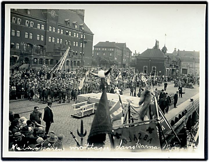 Spejder. Danske spejdere på tur til Malmö d. 10.6.1928. 8½x11 cm.