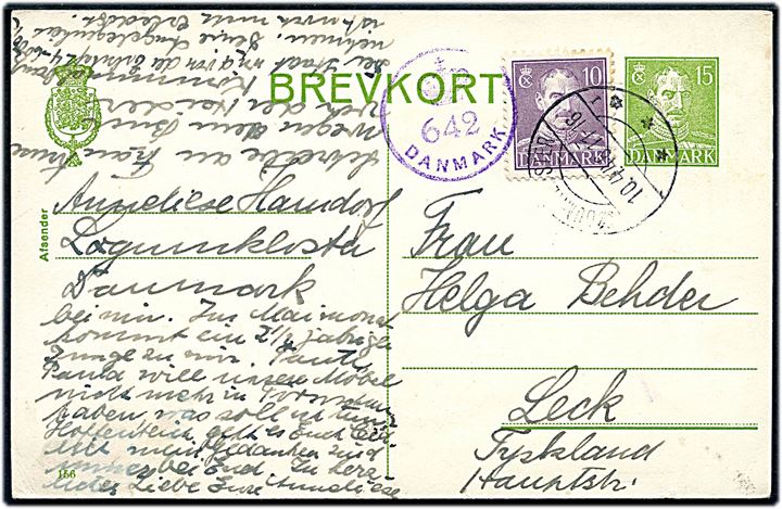15 øre Chr. X helsagsbrevkort (fabr. 156) opfrankeret med 10 øre Chr. X fra Løgumkloster d. 10.4.1946 til Leck, Tyskland. Dansk eftercensur (krone)/642/Danmark.