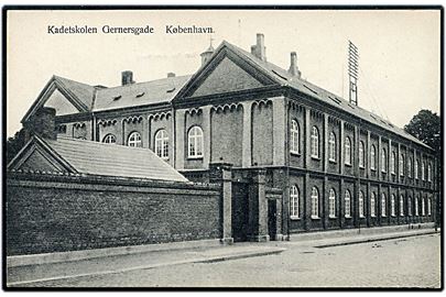 København. Kadetskolen Gernersgade. Nathansohns Forlag no. 24. 