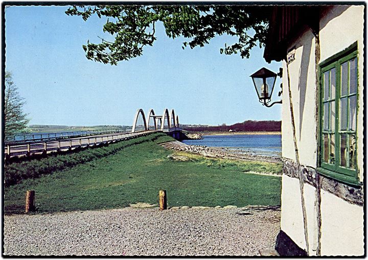 50 øre København 800 år på brevkort (Holbæk. Munkholmsbroen) annulleret med pr.-stempel Gevninge pr. Roskilde d. 19.7.1967 til Næstved.