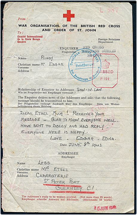 Britisk Røde Kors formular dateret d. 8.6.1942 til St. Peter Port, Guernsey, Channel Islands. Retur med svar dateret d. 20.8.1942. Britisk censur og flere Røde Kors stempler fra bl.a. Geneve.