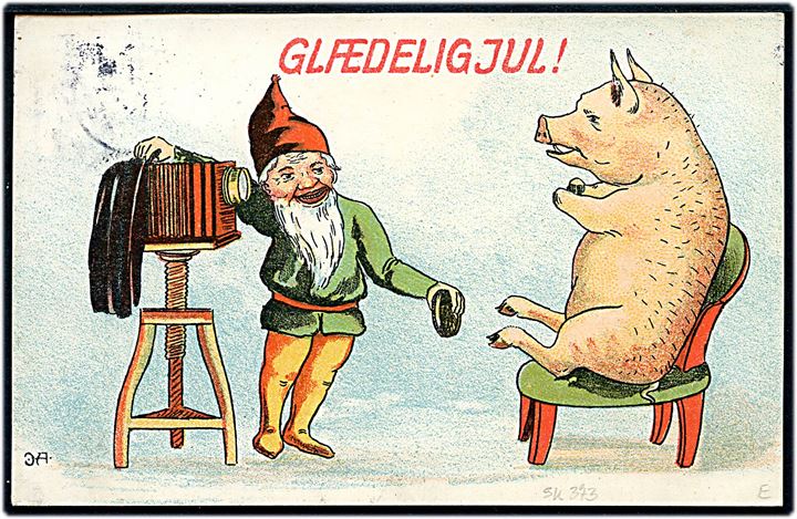 5 øre Chr. X på julekort (Gris hos nisse-fotograf - signeret J.A.) dateret julen 1914 og annulleret med stjernestempel GISLEV til Ryslinge.