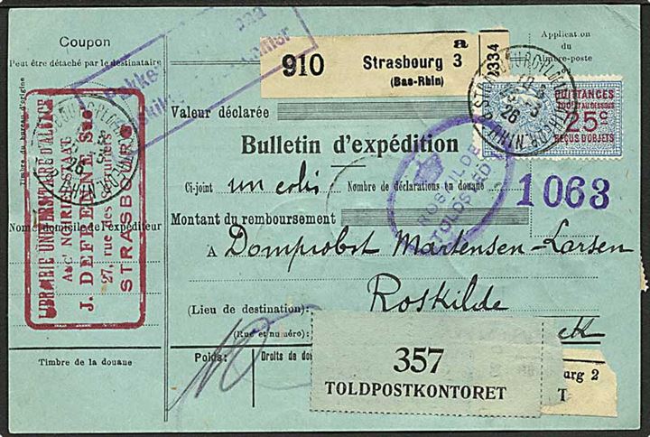 11,05 fr. blandingsfrankeret adressekort med 25 c. fiskal mærke fra Strasbourg d. 25.3.1926 til Roskilde, Danmark.