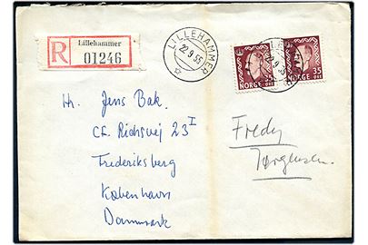 35 øre Haakon i parstykke på anbefalet brev fra Lillehammer d. 22.9.1955 til København, Danmark. 