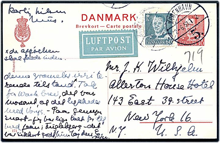 30 øre Fr. IX helsagsbrevkort (fabr. 171) opfrankeret med 60 øre Fr. IX sendt som luftpost fra København d. 2.6.1951 til New York, USA.