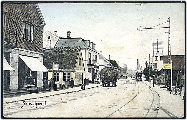 Skovshoved, gadeparti med sporvogn. Stenders no. 186.