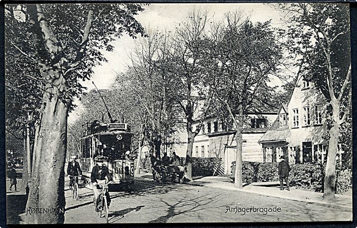 Købh., Amagerbrogade med sporvogn linie 9 no. 511. Stenders no. 8067. Kvalitet 8