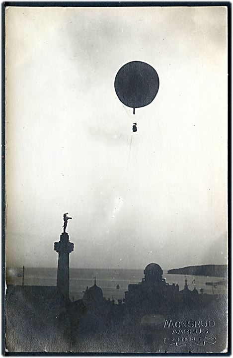 Ballonopstigning i Aarhus i forb. med Landsudstillingen. Monsrud u/no. Kvalitet 7