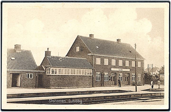 Lundby, jernbanestation. Stenders no. 61968. Anvendt i 1948. Kvalitet 9
