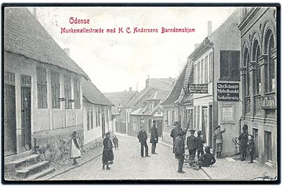 Odense. Munkemøllestræde med H.C. Andersens bardomshjem. W.K.F. no. 309.