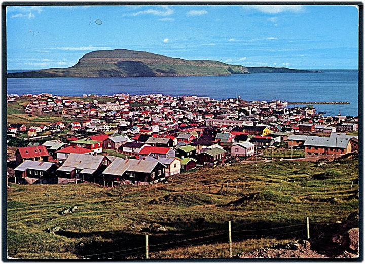 Thorshavn udsigt over.  Mittet u/no. 