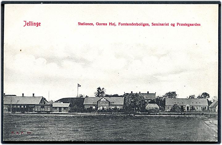 Jellinge, Jernbanestation, Gorms Høj, Forstanderbolig, Seminarium og Præstegård. Warburg no. 671.
