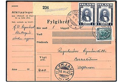 50 aur Torsk og 1 kr. Sigurdsson i parstykke på adressekort for pakke fra Vestmannaeyjur d. 14.6.1945 via Reykjavik d. 18.6.1945 til Álftanes. Lodret fold.