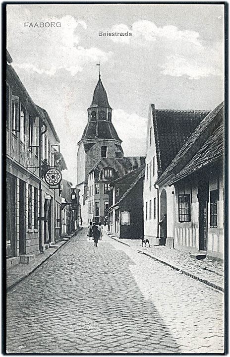 Faaborg. Bøiestræde med klokketårnet. Stenders no. 2269. 
