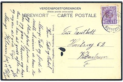 15 øre Chr. X på brevkort (Parti fra Hundested) annulleret med bureaustempel Hillerød - Hundested T.7 d. 1.6.1923 til København.