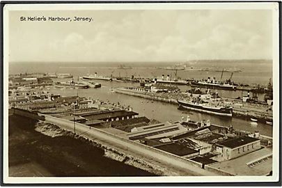 Havneparti fra St. Helier paa Jersey. Fotokort u/no.
