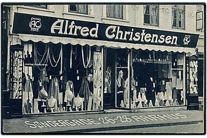 Aarhus, Alfred Christensens kontantforretning i Søndergade 26-28. J.J.N. no. 7474.