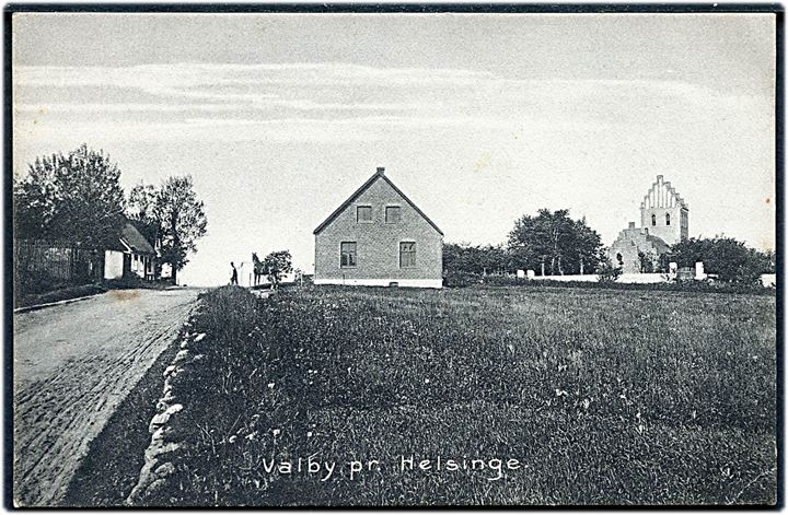 Valby pr. Helsinge med kirken. Sofus Christensen no. 11079.