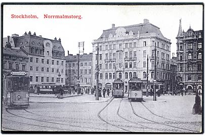 Stockholm, Norrmalmtorg med mange sporvogne. Nielssons u/no.