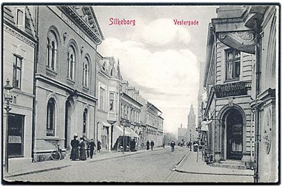 Silkeborg, Vestergade med Tugthus Udsalget. W.K.F. no. 4492.