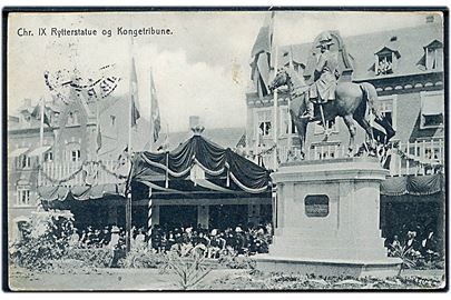 Slagelse. Chr. IX Rytterstatue og Kongetribunen på Schweizerpladsen ved festdagen d. 9. Juni 1910 i anledning af indvielsen af statuen. J. Brorsen u/no.