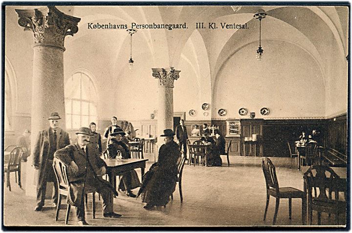 København, Personbanegaard. III kasses ventesal. A. Vincent no. 179. Kvalitet 9