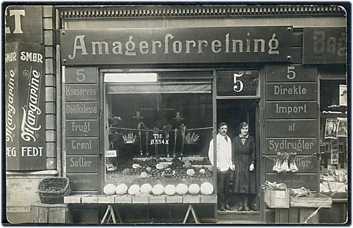 Slagelsegade 5 med “Amagerforretning” ved  Hans Jansen. Fotokort no. 716. Hj. knæk. Kvalitet 6