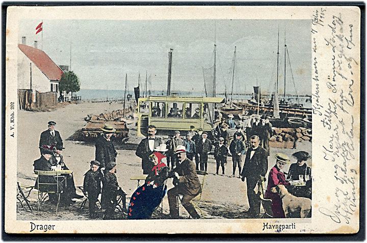 Dragør, havneparti med Dragør bussen i baggrunden. A. Vincent no. 202. Kvalitet 7