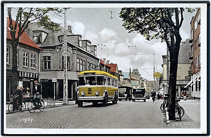 Lyngby, Trolleybus KS 104 på linie 24. Rudolf Olsen no. 9432. Kvalitet 8
