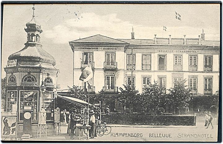 Klampenborg, Bellevue Strandhotel og aviskiosk med salg af postkort. P. Alstrup no. 6103. Kvalitet 8