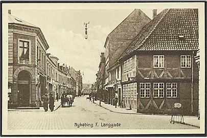 Parti fra Langgade i Nykøbing F. Stenders no. 43687.