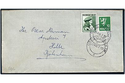 10+10 øre Kronprins Olav og 10 øre Løve på brev fra Frederikstad annulleret med bureaustempel Oslo - Kornsjø T.137 d. 29.4.1946 til Holte, Danmark.