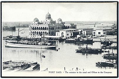 Indsejlingen til Suez-kanalen ved Port Said med bl.a. lodsbåd. L.C. no. 370.